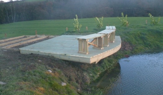 Pond seating platform